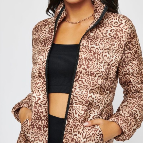 Dynamite Jackets & Blazers - Dynamite Puffer Jacket